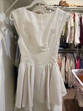 HouseofCB ivory backless Cap-Sleeve Peplum Dress